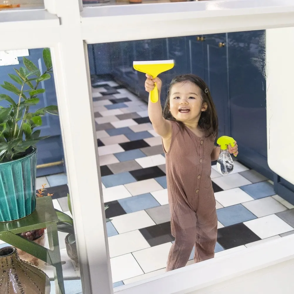 Squeaky Clean Squeegee Set from The Enthusiast Play Kit